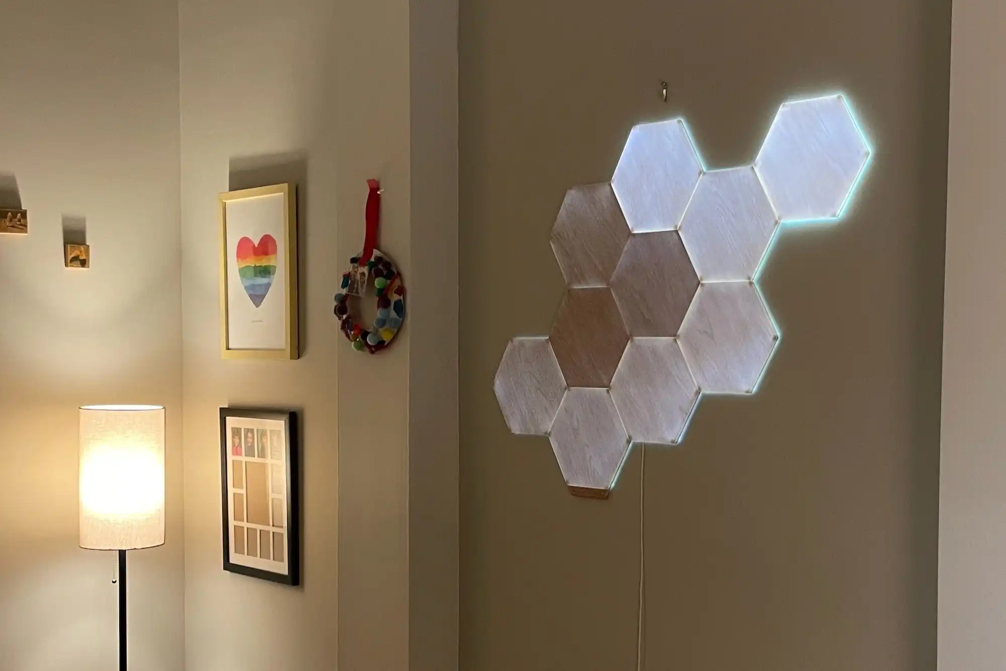 Nanoleaf Review: Beautiful Light Panels, But Practical?